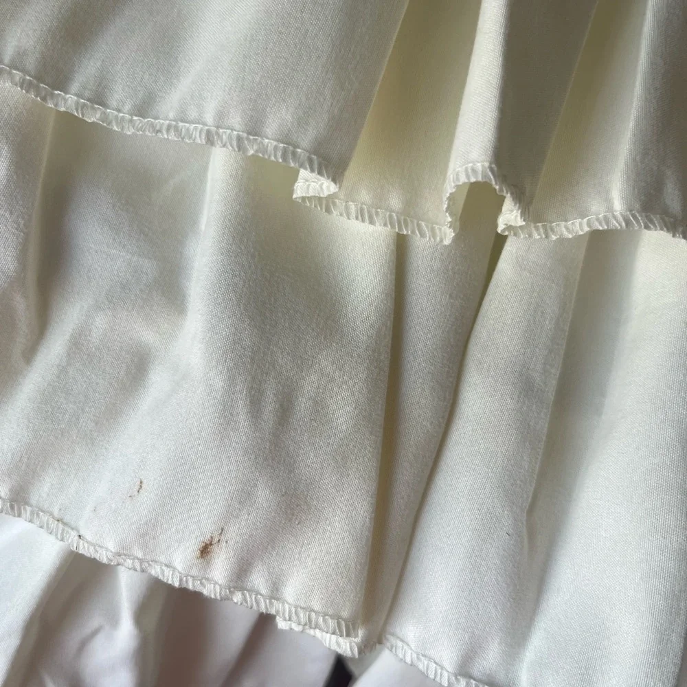 Ruffled white and yellow shower curtain - Picture 10 of 16